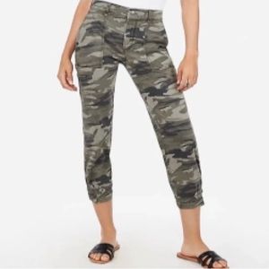 Express High Rise Cropped Camo